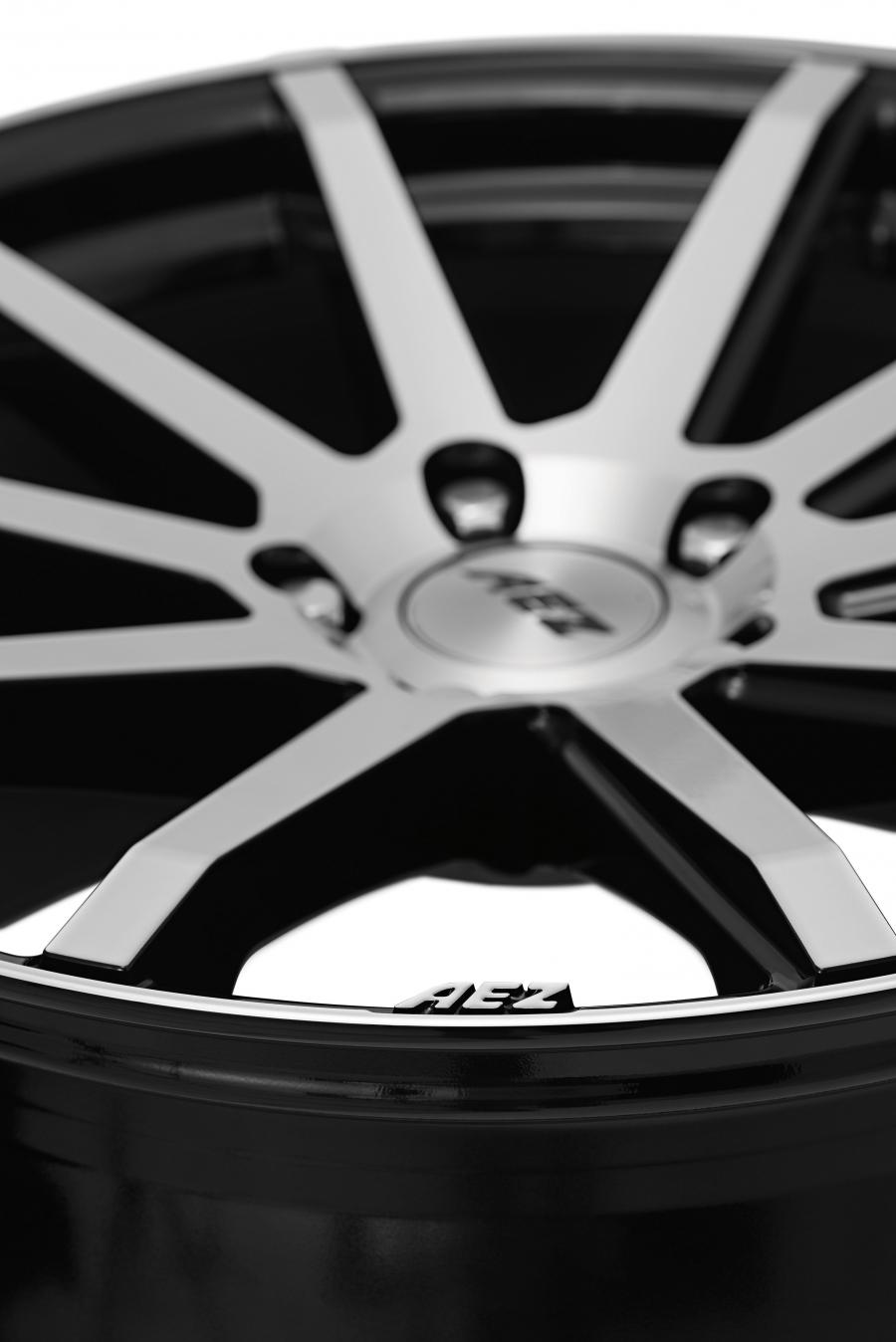 BMW M4 Coupe by AEZ Straight 2015 года  (фото 15 из 17)